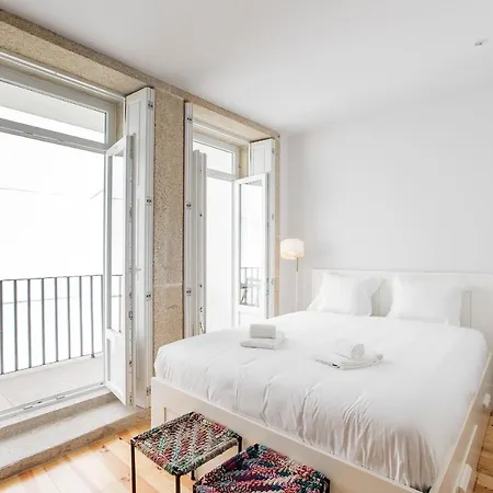 Flux Art Studio W/ Ac & Balcony By Lovelystay Porto Exterior photo