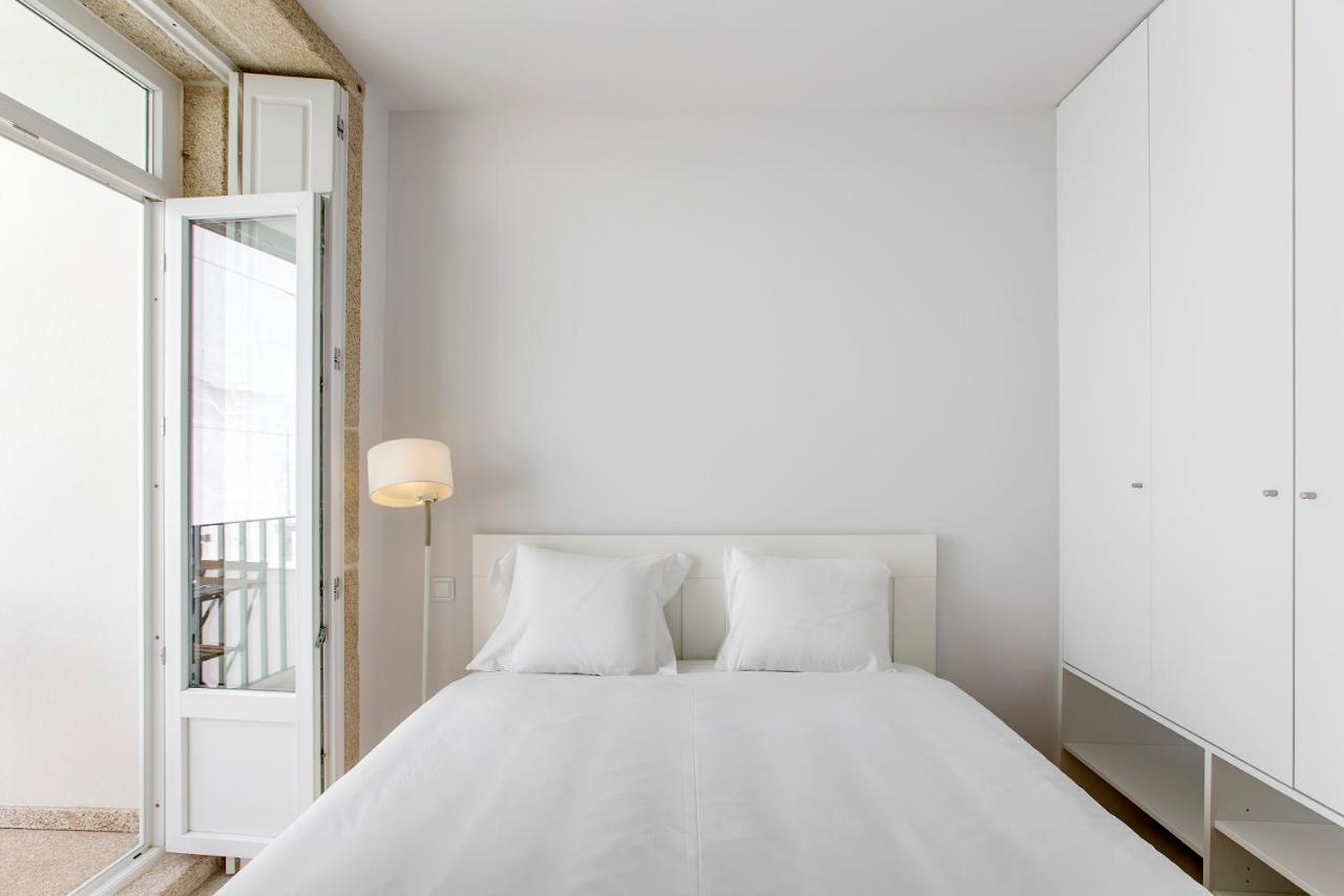 Flux Art W/ Ac & Balcony By Lovelystay Apartment Porto